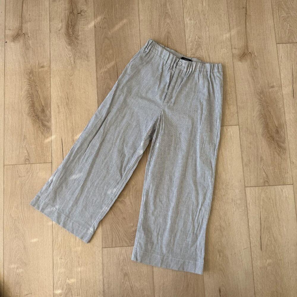 Striped wide leg capris